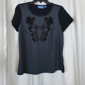 Simply Vera Vera Wang‎ Short Sleeve Woven Knit Black Motif Applique Top Size M